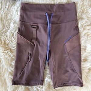 Lululemon Cargo Super High Rise Hiking Short 8” Dark Oxide Size 4